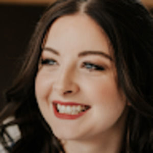 Meet your Posher, Caity